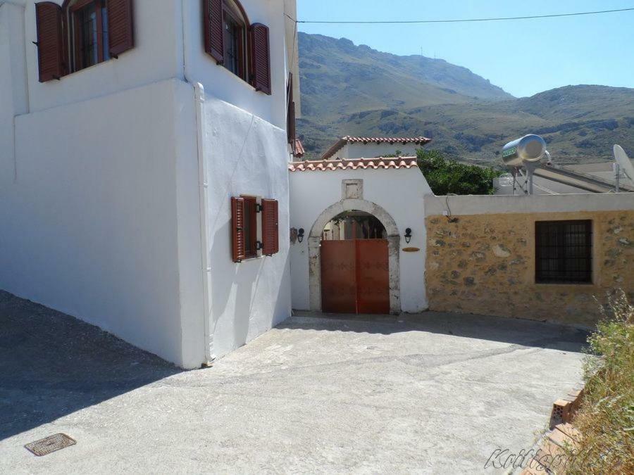 Villa Liolio'S Manor Agalianos Exterior foto